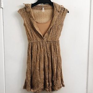 brown collar lace dress